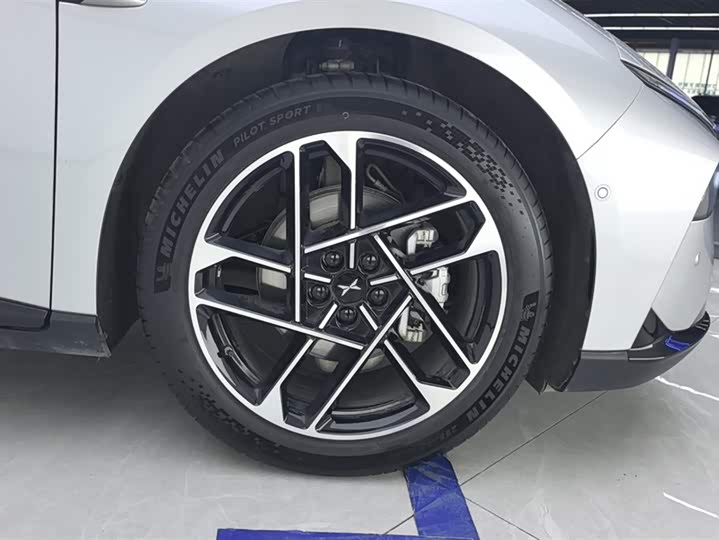 Фото 6 - XPeng F57