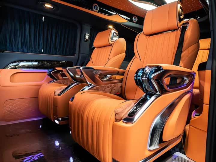 Фото 6 - Mercedes-Benz Vito