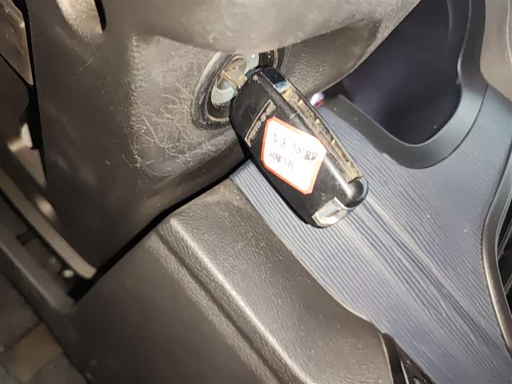 Фото 9 - Dongfeng Forthing Lingzhi M5