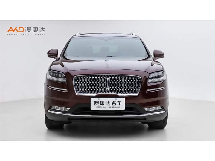 Фото 2 - Lincoln Nautilus