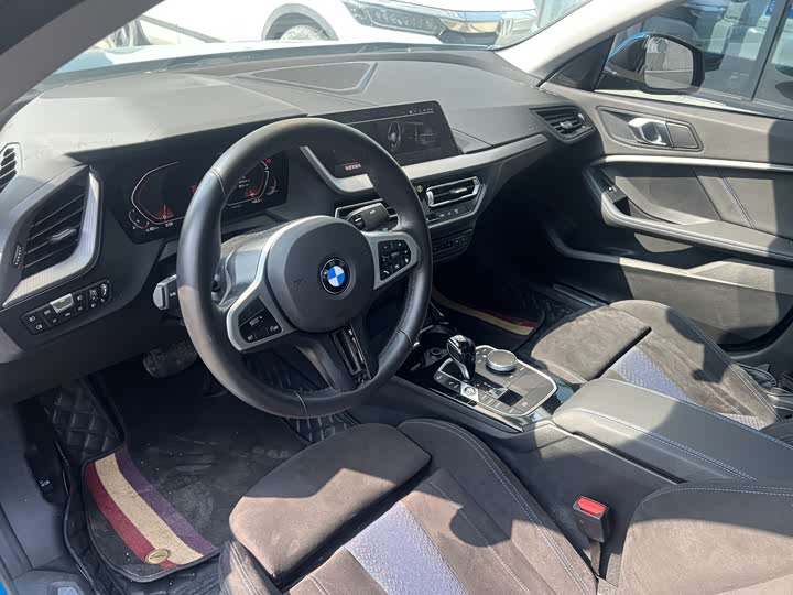 Фото 2 - BMW 2 Series