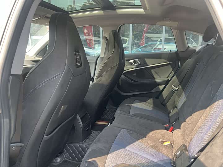 Фото 3 - BMW 2 Series