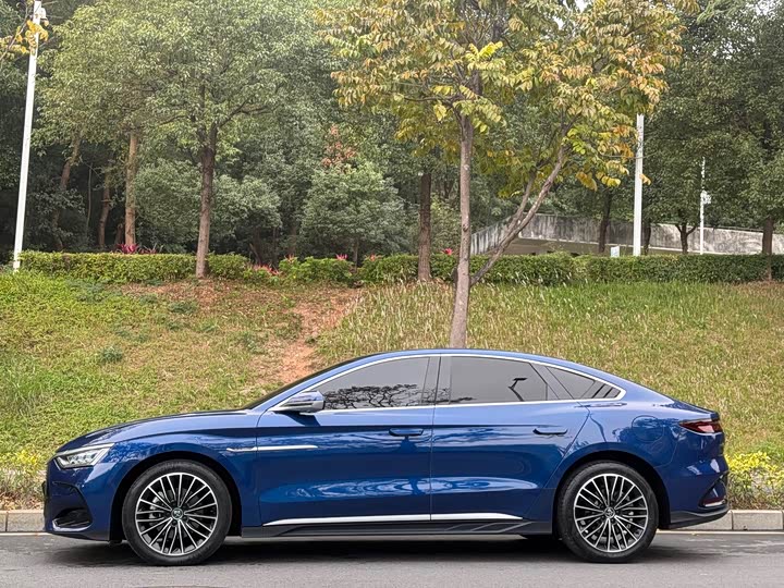 Фото 3 - BYD Han