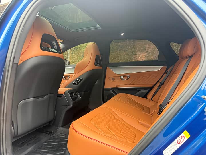 Фото 8 - BYD Han