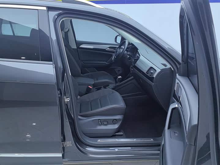 Фото 8 - Volkswagen Tayron