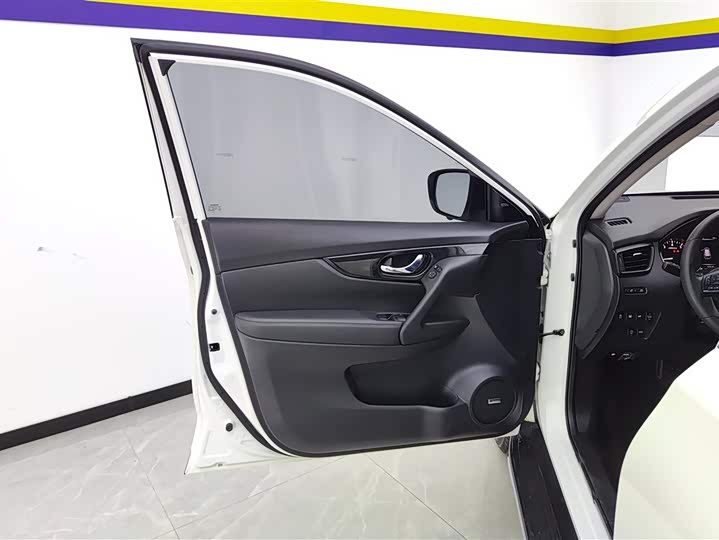 Фото 7 - Nissan X-Trail