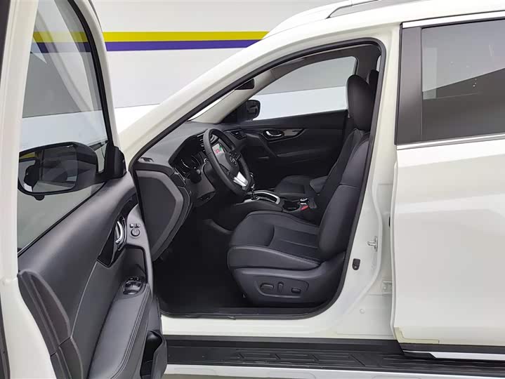 Фото 9 - Nissan X-Trail