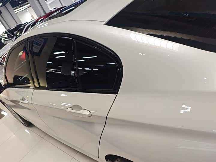 Фото 5 - BMW 1 Series