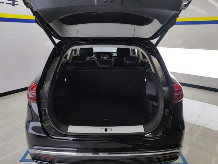 Фото 4 - Hongqi HS5