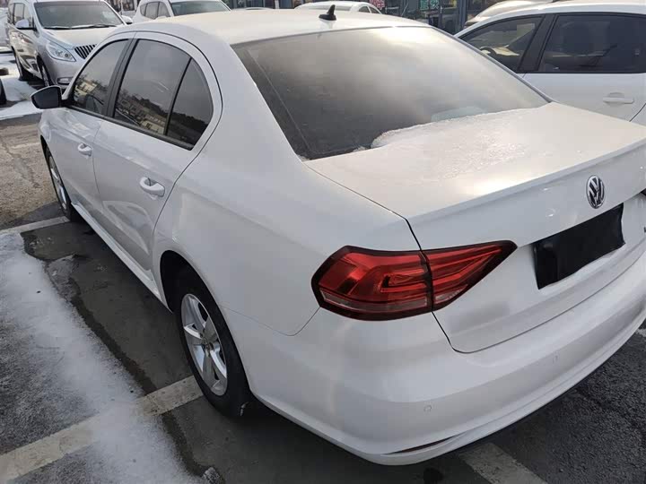 Фото 5 - Volkswagen Lavida