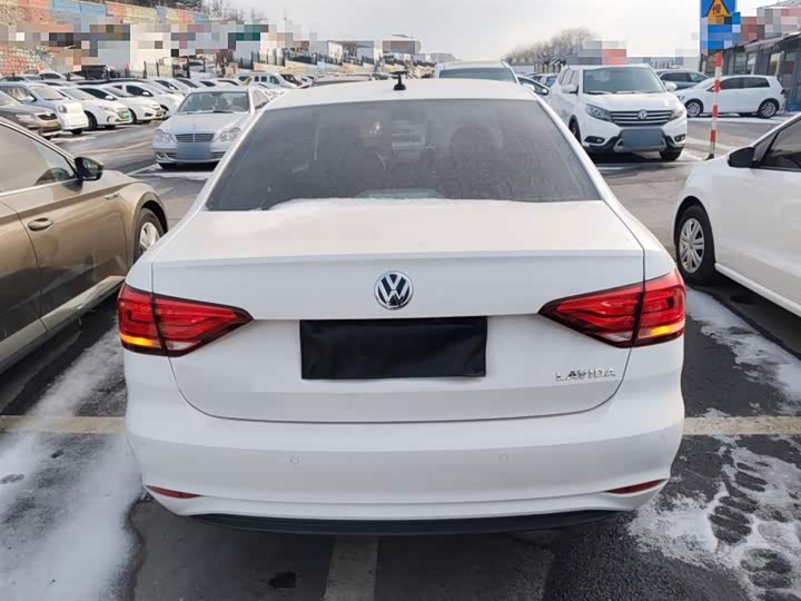 Фото 6 - Volkswagen Lavida