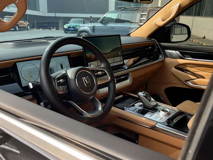 Фото 6 - Tank 500 Hybrid