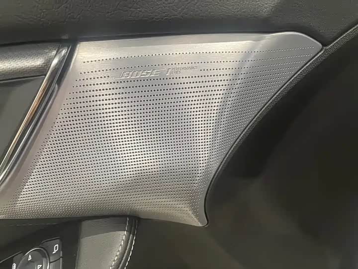 Фото 9 - Cadillac CT5