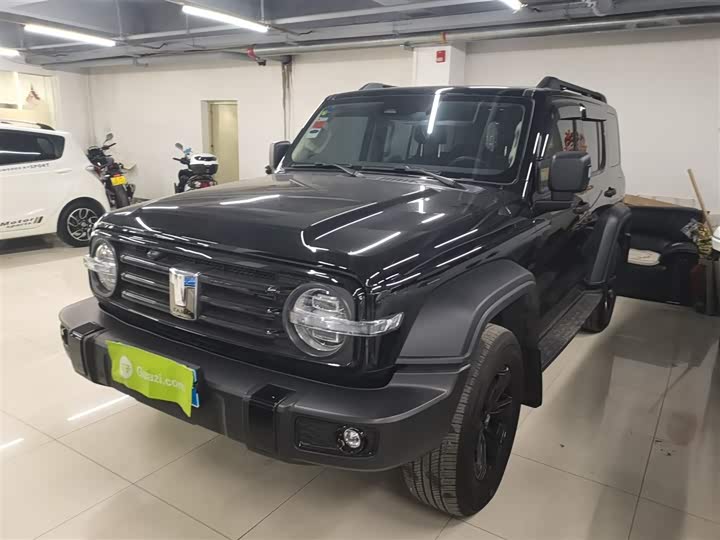 Фото 1 - Tank 300