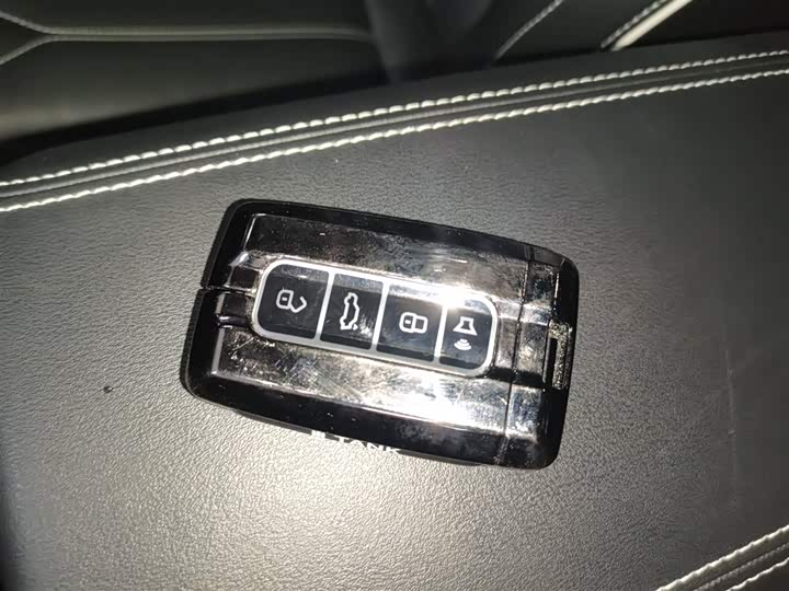 Фото 9 - Tank 300