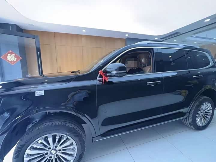 Фото 3 - Tank 500 Hybrid