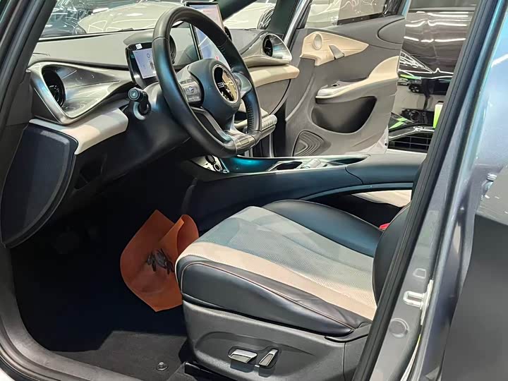 Фото 9 - BYD Dolphin