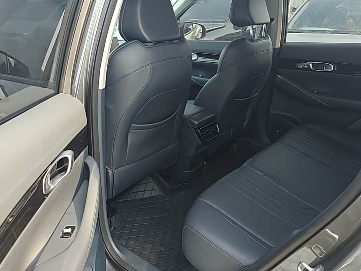 Фото 5 - Geely Galaxy E5