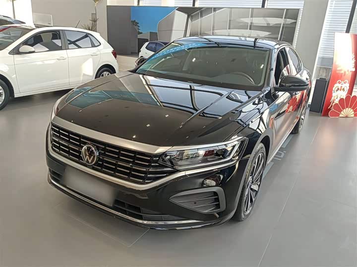 Фото 2 - Volkswagen Passat