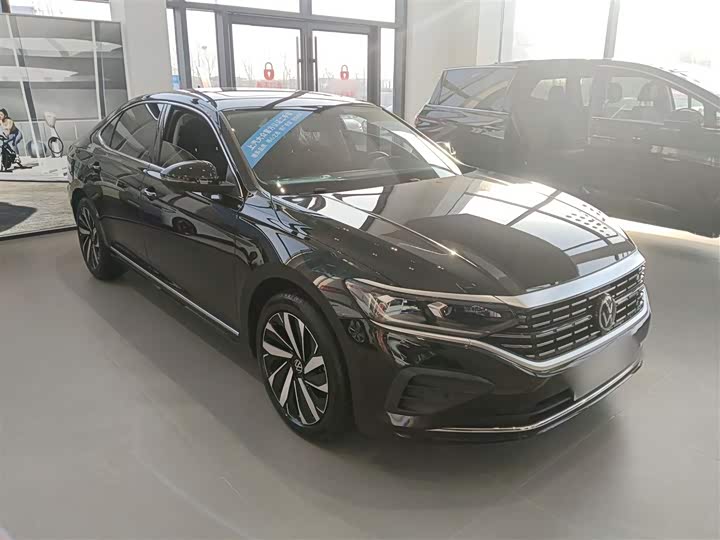 Фото 4 - Volkswagen Passat