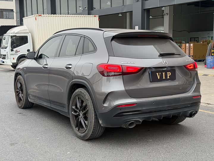 Фото 6 - Mercedes-Benz GLA-Class AMG