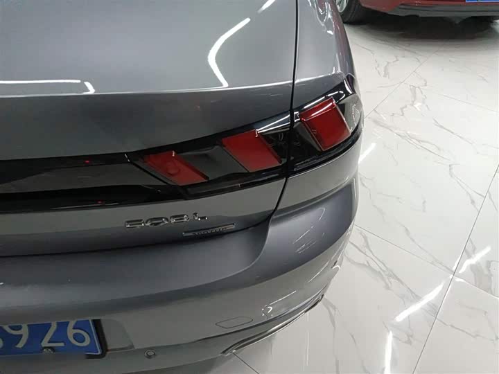 Фото 8 - Peugeot 508