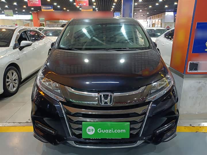 Фото 3 - Honda Odyssey