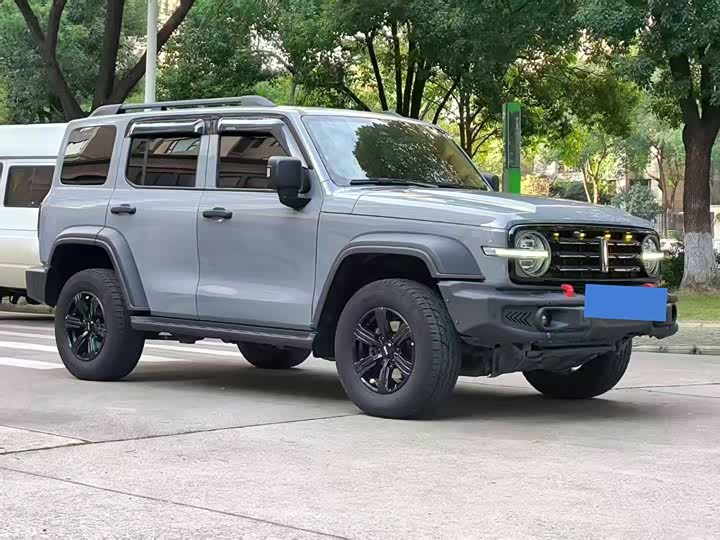 Фото 1 - Tank 300