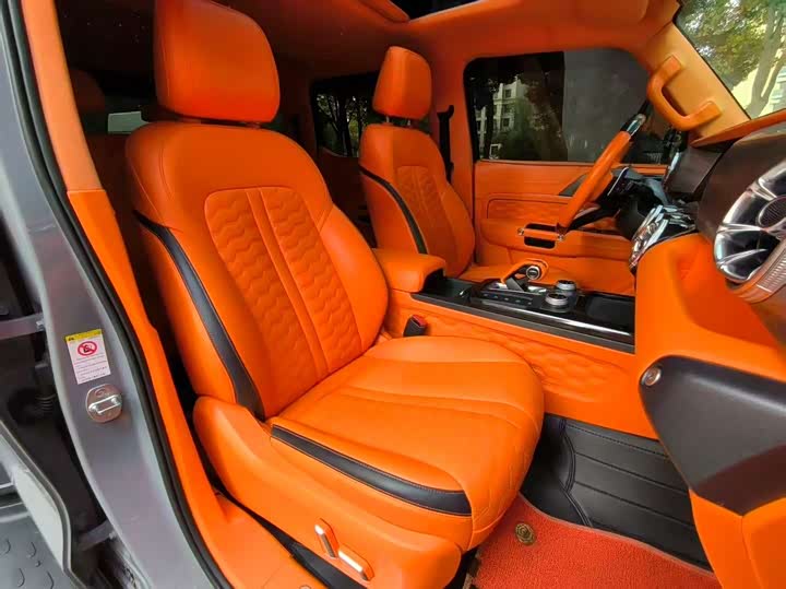 Фото 5 - Tank 300