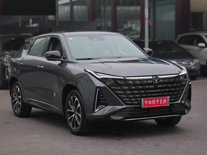 Фото 3 - Changan UNI-Z Hybrid