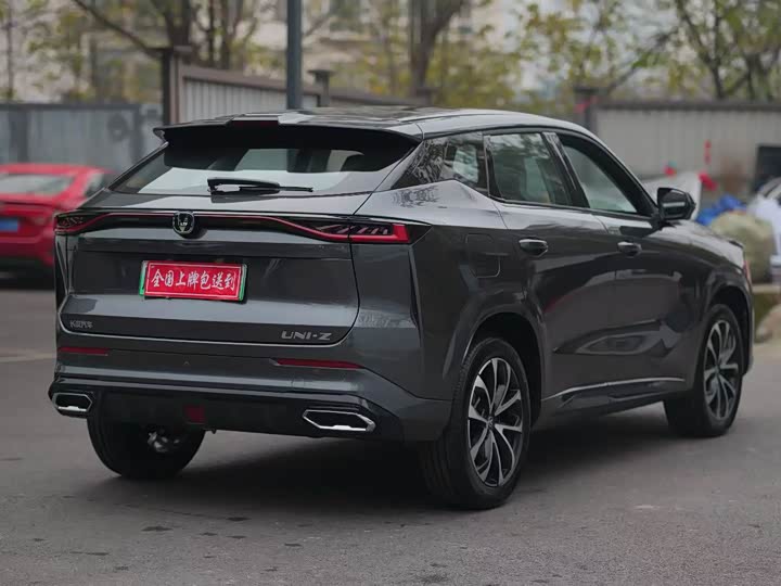 Фото 7 - Changan UNI-Z Hybrid