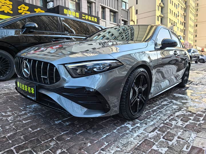 Фото 1 - Mercedes-Benz A-Class AMG