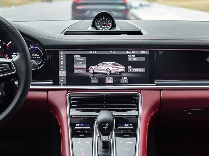 Фото 7 - Porsche Panamera