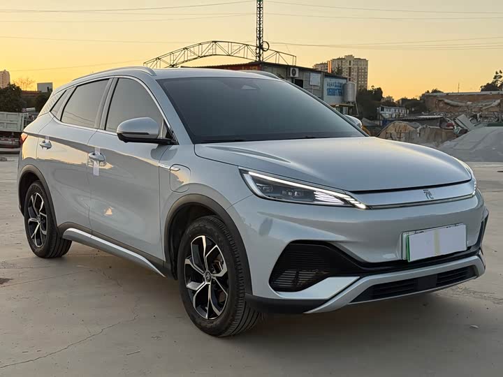 Фото 3 - BYD Yuan Plus