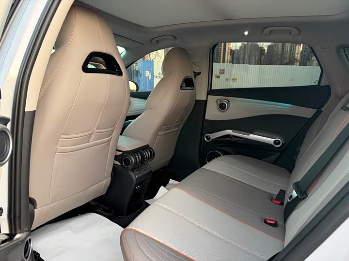 Фото 5 - BYD Yuan Plus