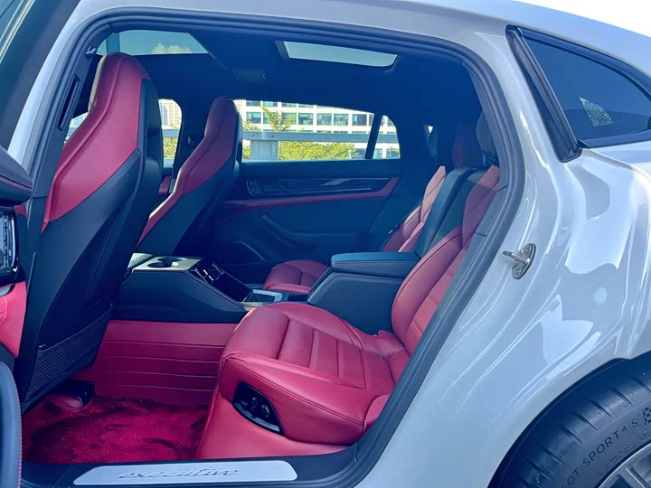 Фото 8 - Porsche Panamera