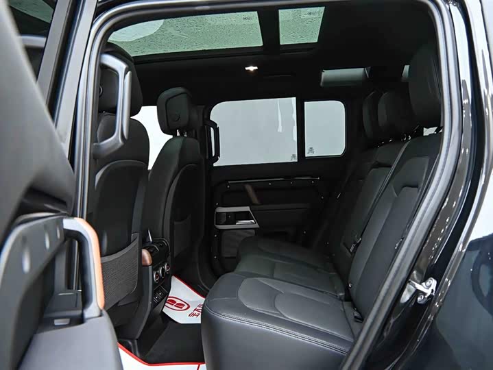 Фото 5 - Land Rover Defender