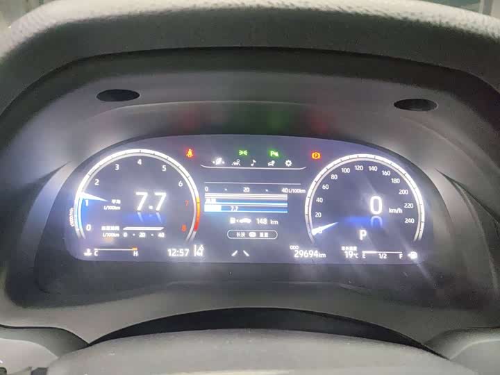 Фото 5 - Toyota Camry