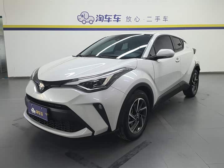 Фото 1 - Toyota C-HR