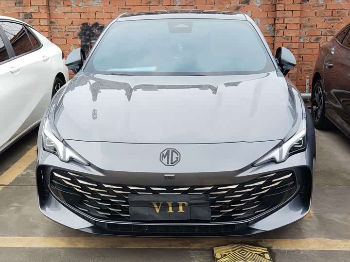 Фото 1 - MG Motor 7