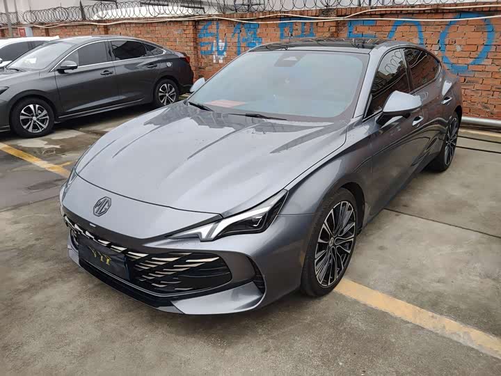 Фото 2 - MG Motor 7