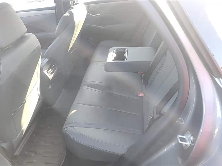 Фото 9 - BYD Qin Plus