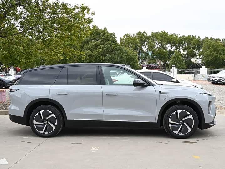 Фото 7 - Nio ES8