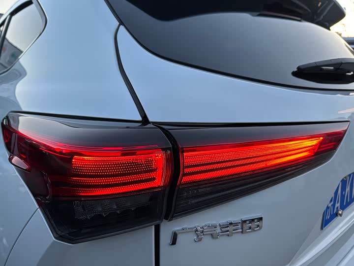 Фото 9 - Toyota Highlander