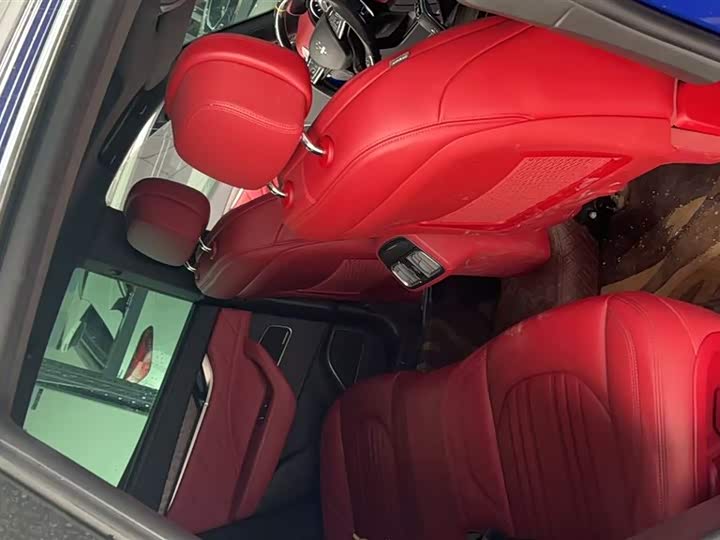 Фото 6 - Maserati Levante