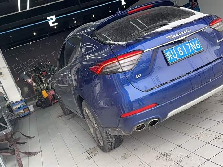 Фото 7 - Maserati Levante