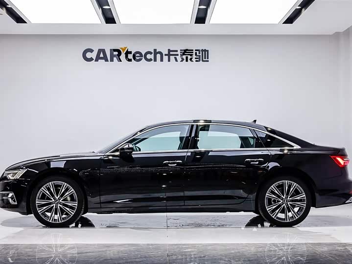 Фото 3 - Audi A6L