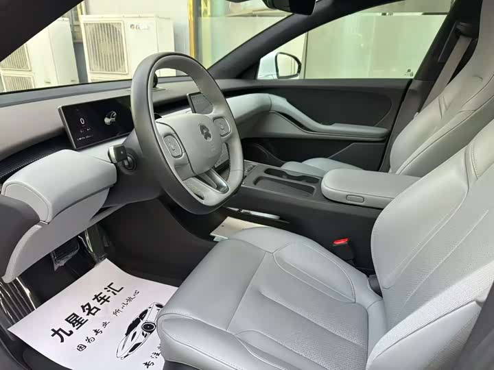 Фото 4 - Nio ET5T