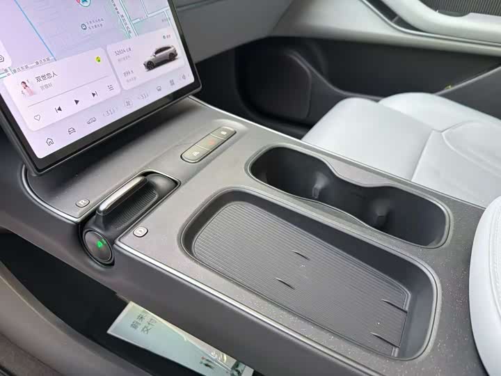 Фото 5 - Nio ET5T