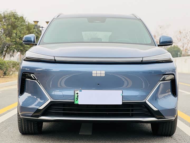 Фото 2 - Geely Galaxy L7